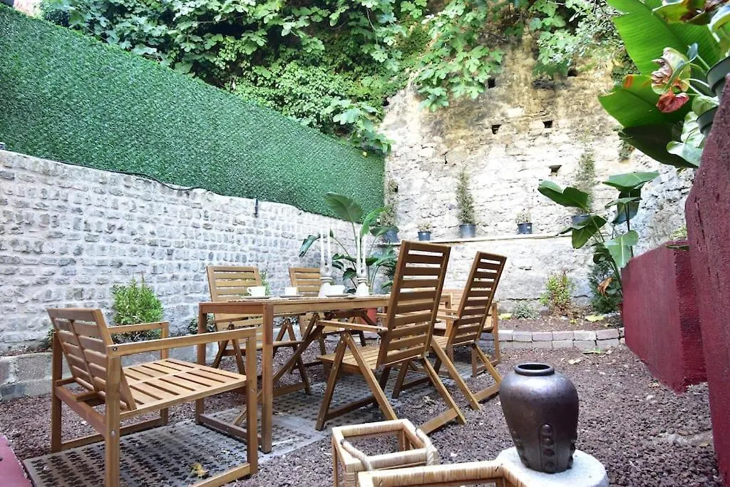 Stunning 6Br 4Bath Near Tram Villa Istanbul
