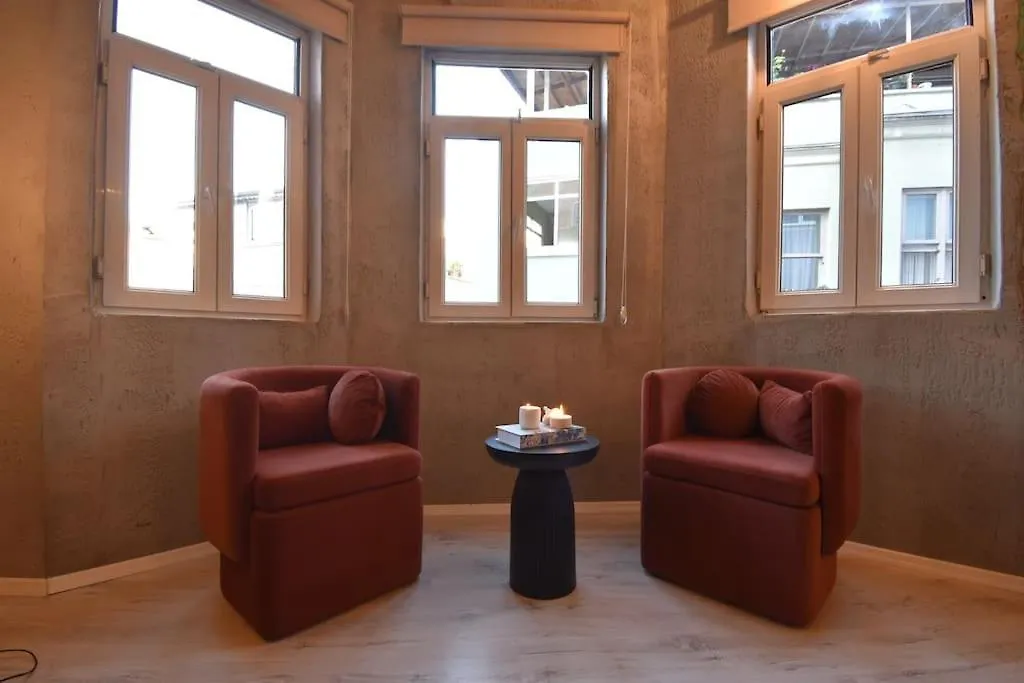 Stunning 6Br 4Bath Near Tram Villa Istanbul 0*,  Turkey